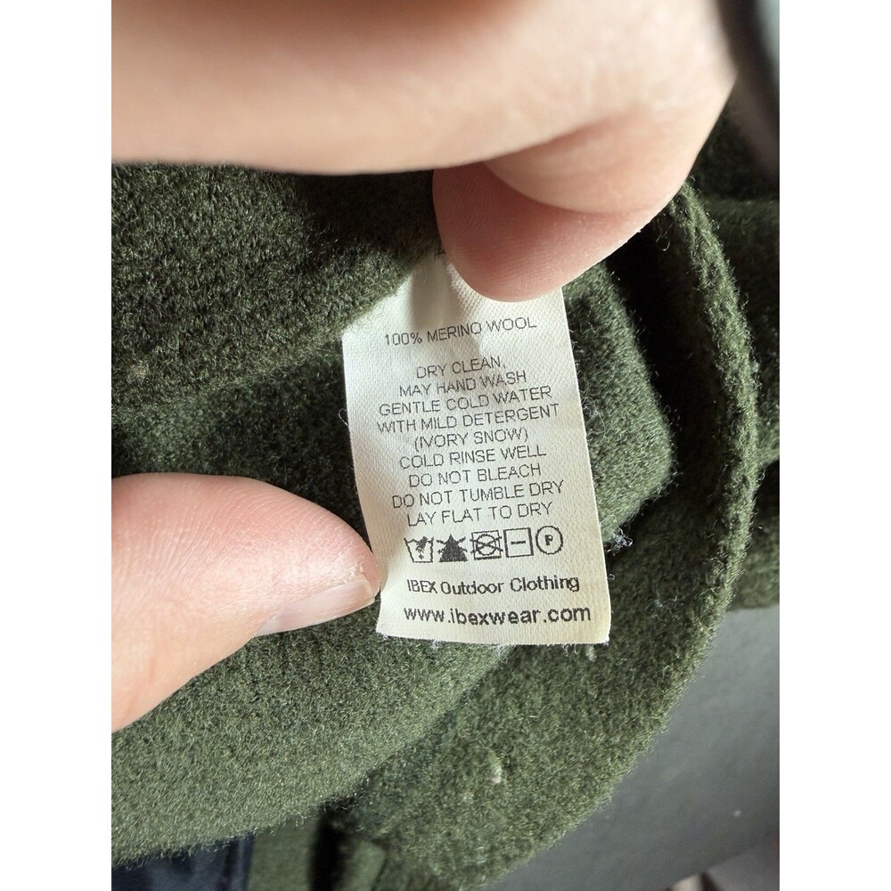 Ibex Merino Wool Full Zip Vest Mens Large Green Made in USA Small FLAW - Picture 7 of 8